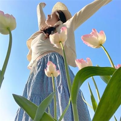 与芬克尔夫妇换换妻